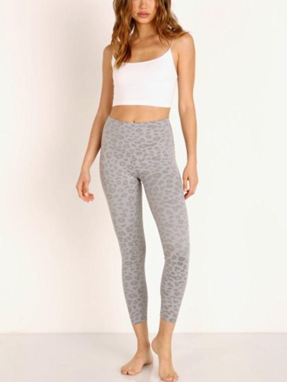 Beyond Yoga Leopard High Waisted Midi 7/8 Yoga Leggings Gray Size Small